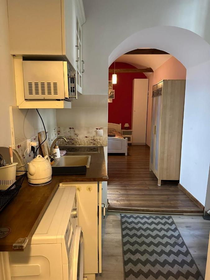 City Centre Apartment Wielopole Краков Экстерьер фото