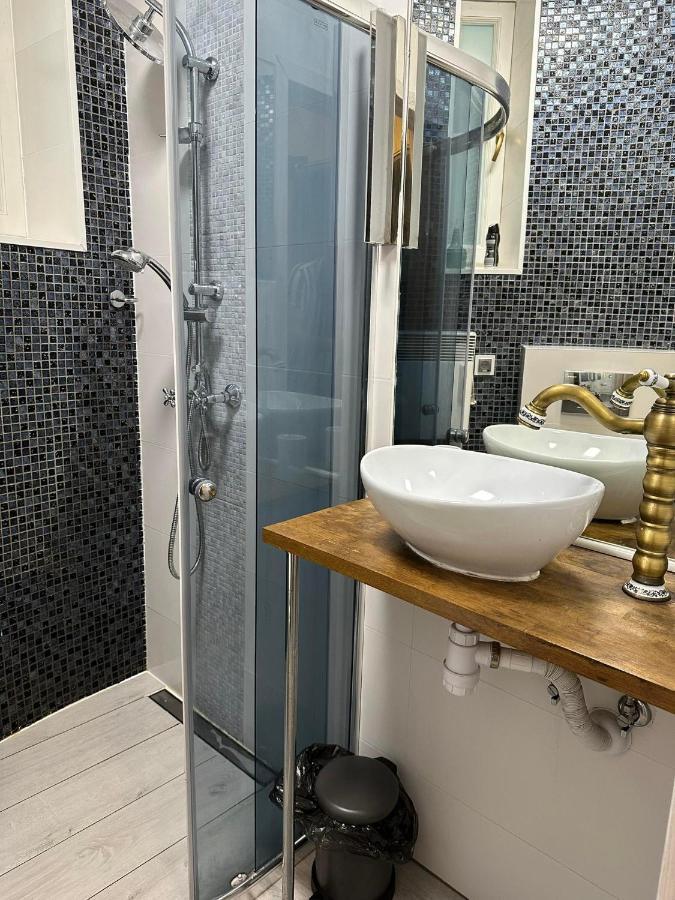 City Centre Apartment Wielopole Краков Экстерьер фото