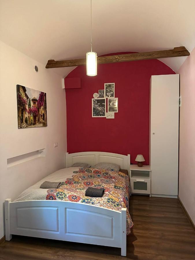 City Centre Apartment Wielopole Краков Экстерьер фото